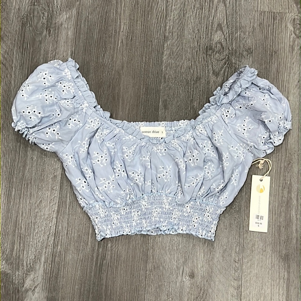 Ocean Drive eyelet crop top, size s